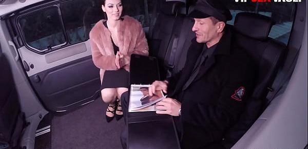  VIP SEX VAULT - Sarah Highlight - Euro Model Fucks With Uber Guy On His Car